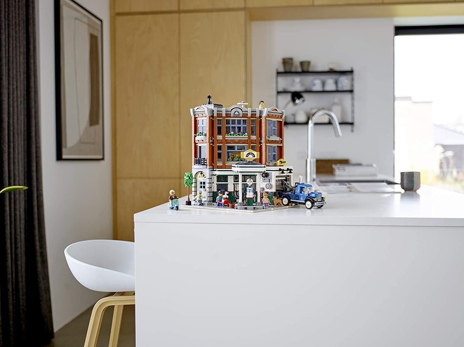 Lego Giocattoli: LEGO Creator Expert 10264 Eckgarage – Nuovo e nell'imballaggio originale da Matzendorf venduto da SwissMagicKarten 2