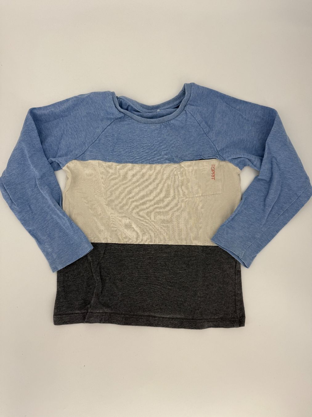 Esprit Hemden, T-Shirts & Polos: Esprit Langarm Shirt Gr. 104/110 – Gebraucht aus Auenstein von moin.