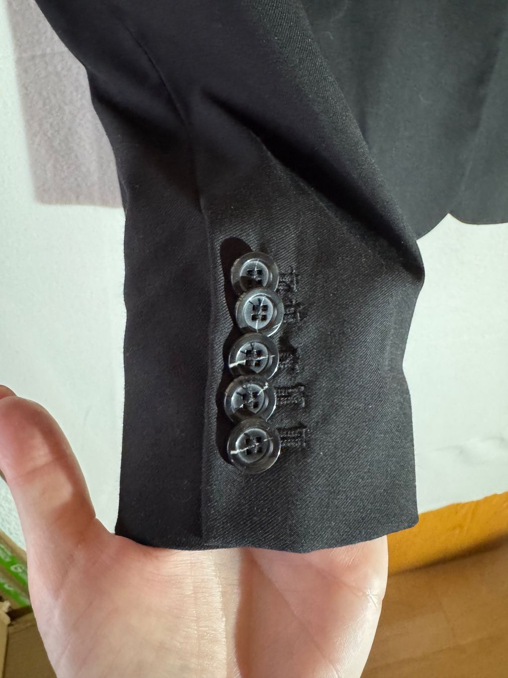 Mango Giacche: Blazer von Mango, schwarz, Gr. 38 – Usato da Grosswangen venduto da second_hand_dress 2