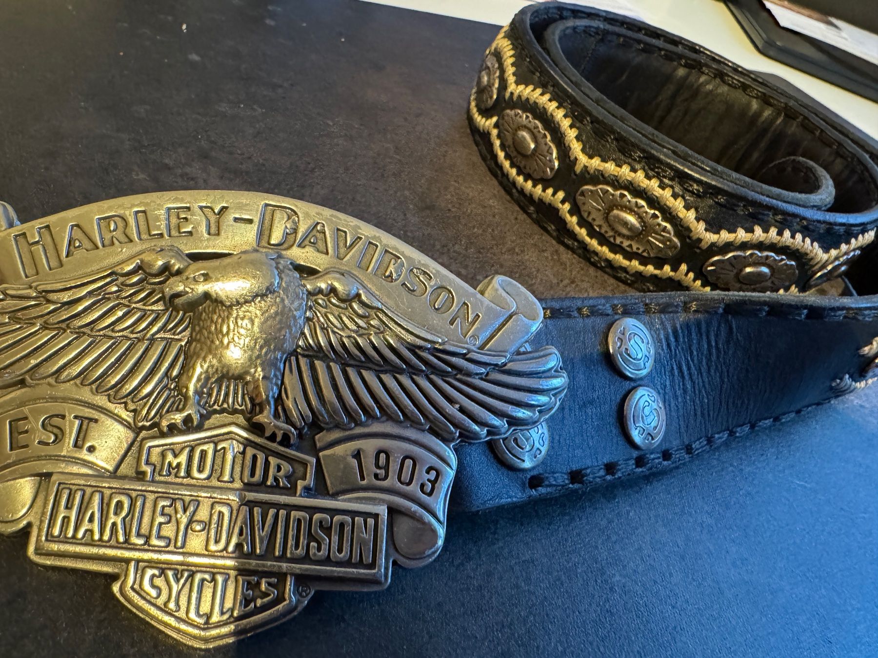 Harley-Davidson Gürtel: Harley-Davidson Ledergürtel, Top Zustand – Gebraucht aus Frutigen von sibe56 7