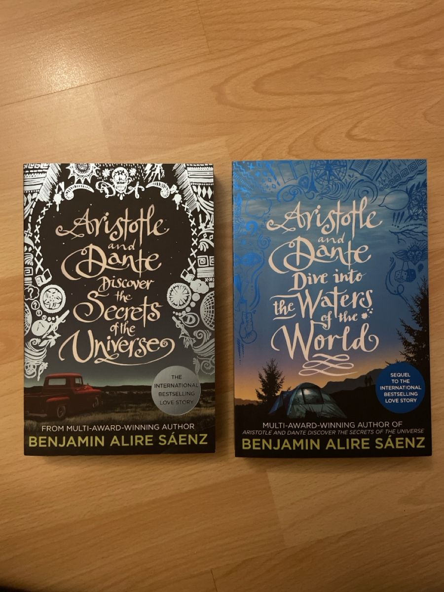 Libri: Aristotle and Dante - Benjamin Alire Sáenz; Book Set – Nuovo (secondo la descrizione) da Münchenstein venduto da jan_5fyc