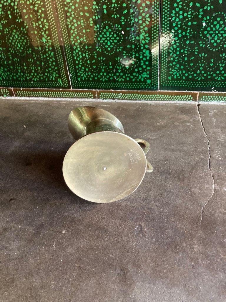 Caraffe: Krug aus Messing klein – Usato da Hinwil venduto da Antikfischer 4