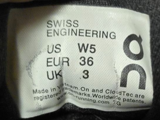 On Scarpe da donna: On Cloud waterproof schuhe EU 36 – Nuovo (secondo la descrizione) da Wallisellen venduto da theblacksheep 9