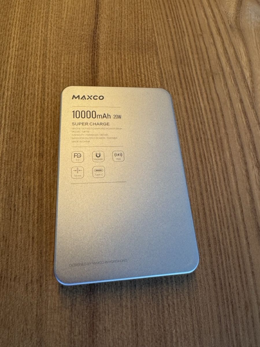 Accus: MAXCO Powerbank 10000mAh Magsafe – D'occasion à Winterthur par oRka23