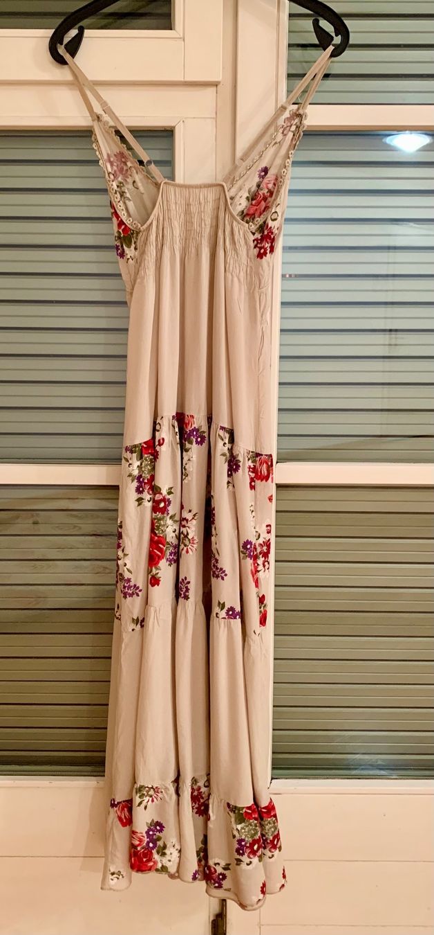Vestiti: Sommerliches Maxikleid mit Blumenmuster, Grösse S/M – Usato da Maienfeld venduto da mar_59mb 5