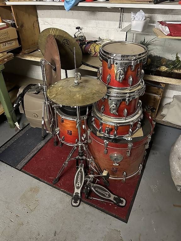 Strumenti musicali: Schlagzeug set von Premier – Usato da Speicher venduto da pir_c96f
