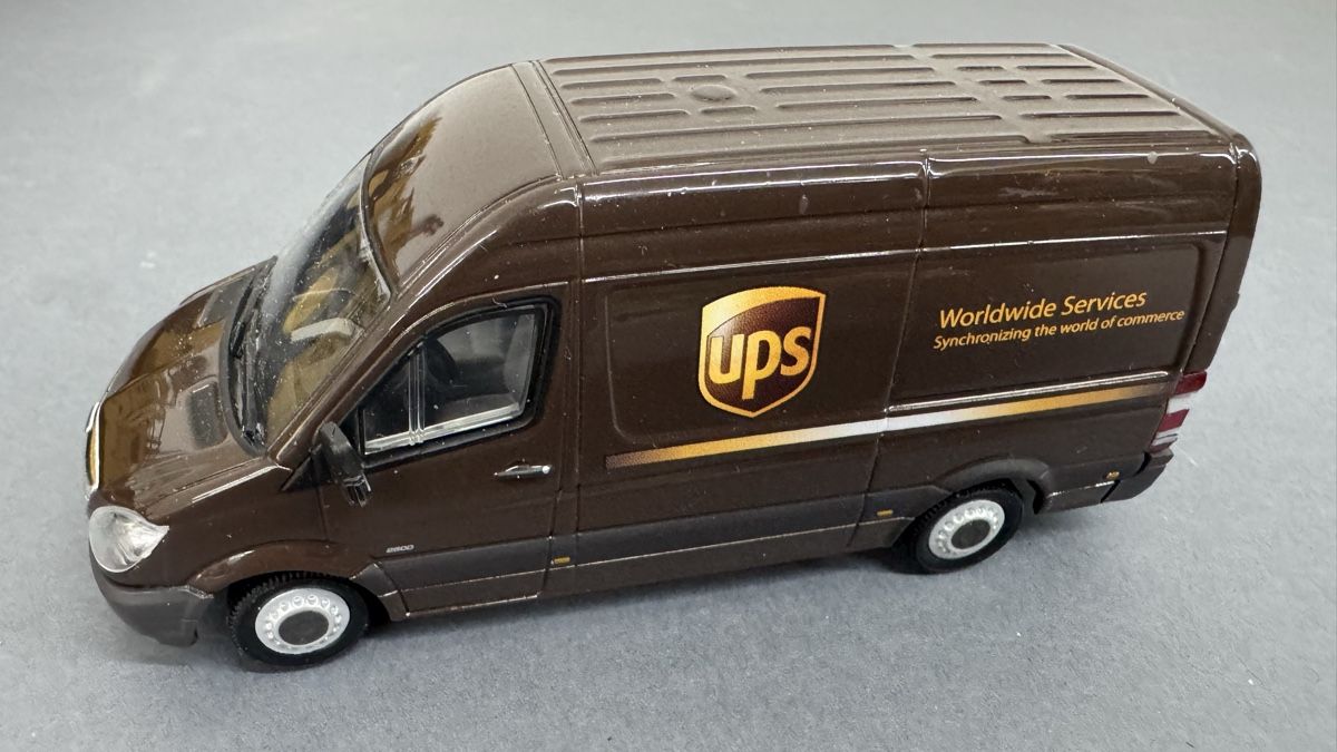 WSI Models Modellini d'auto: Mercedes Sprinter UPS 1:50 WSI – Usato da Luzern venduto da aa43modelcars-Luzern
