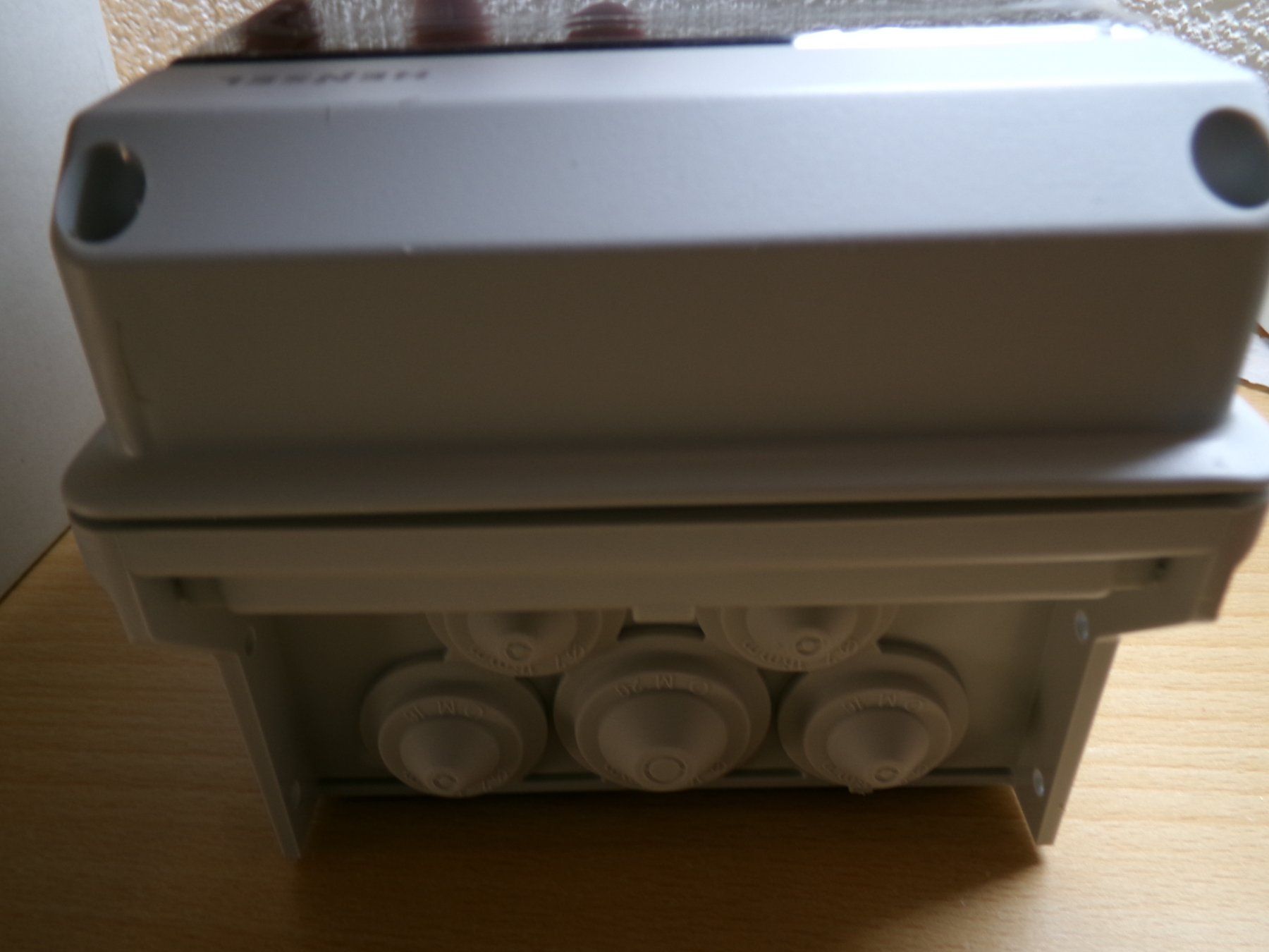Alimentation électrique: Hensel Kleinverteiler KV9104 – Neuf avec emballage d'origine à Hombrechtikon par HGK50 4