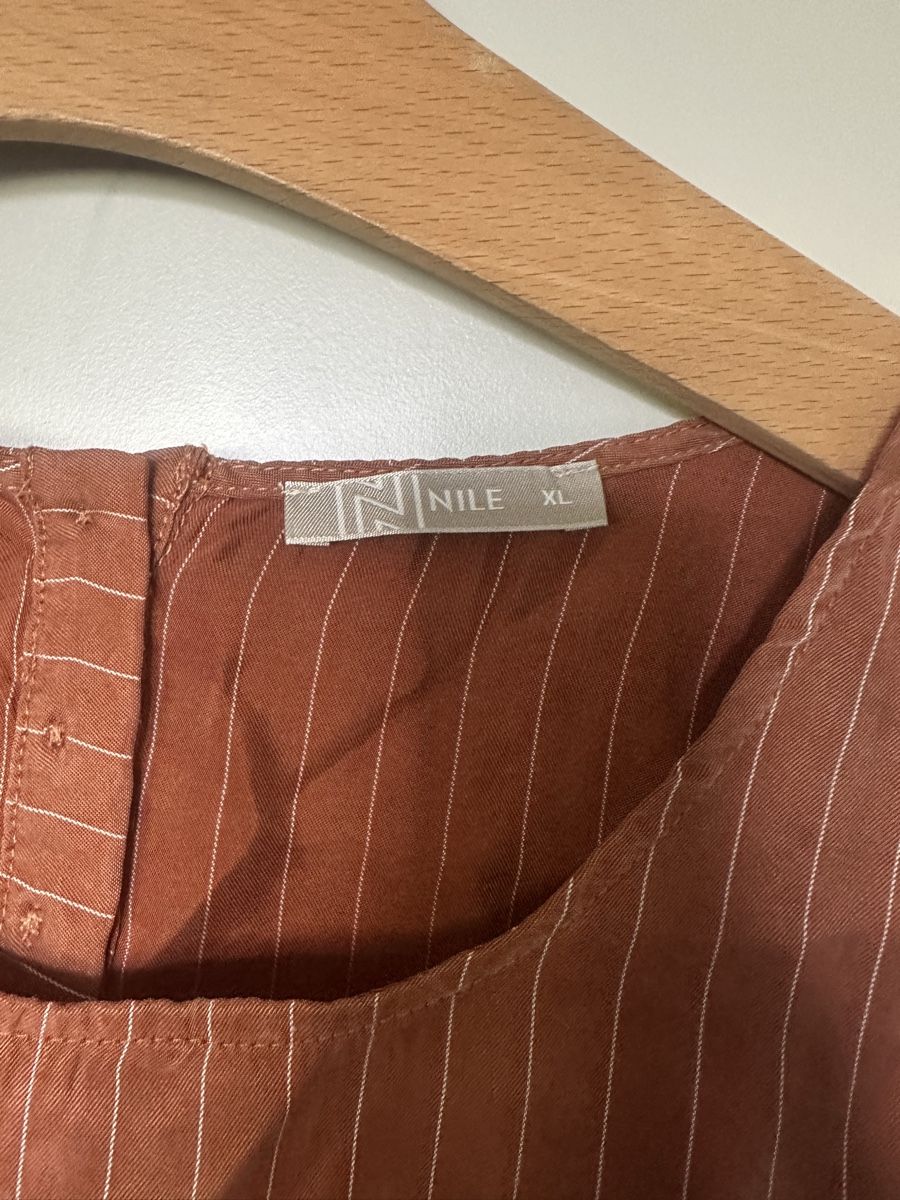 Nile Blusen: Nile taille XL – Gebraucht aus Biel/Bienne von orange1 1