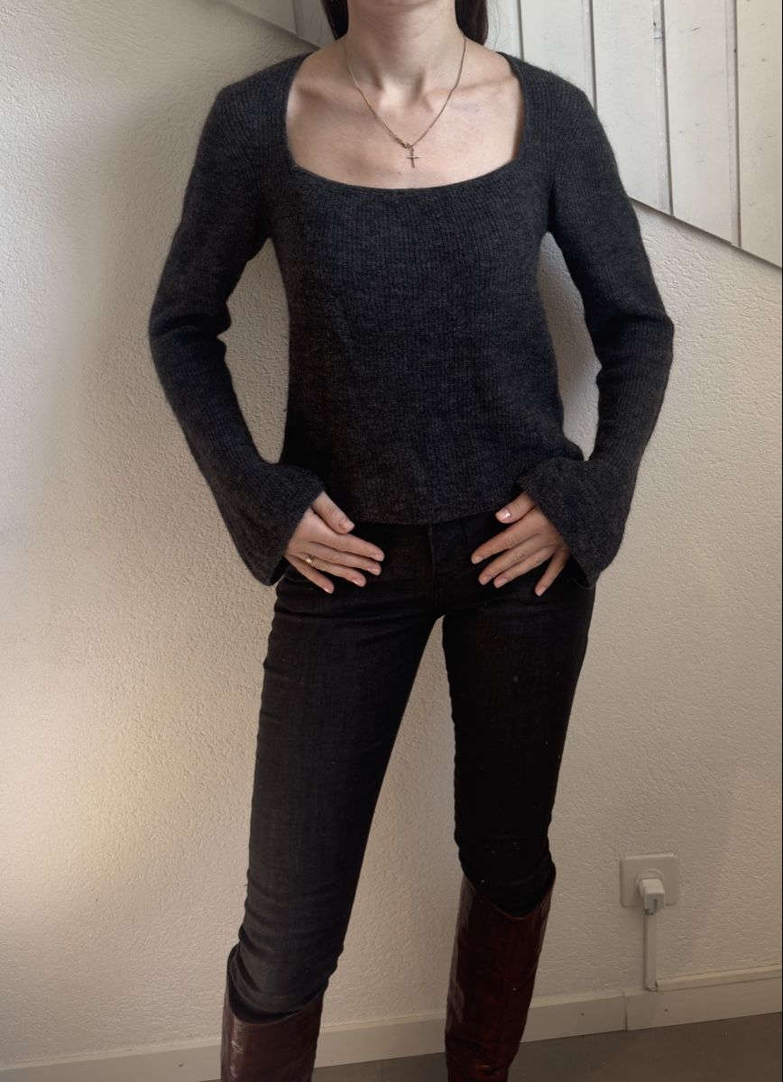Massimo Dutti Pulls & Sweat-shirts: Massimo Dutti pull laine Pullover gris T.L – Neuf (Voir description) à Vuippens par Anna_as 1