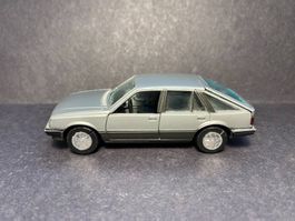Opel Ascona C Fliessheck Limousine - GAMA 1:43