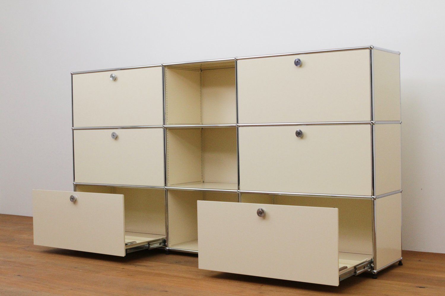 USM Scaffali: USM Haller Regal // UPCYCLED! // NEUE FARBEN – Nuovo (secondo la descrizione) da Affoltern am Albis venduto da StudioStandard 2