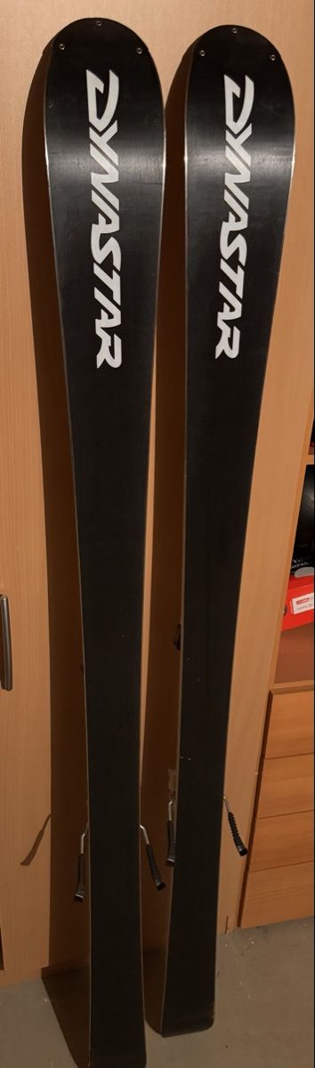 Skis d'occasion - DYNASTAR Legend Sultan 85, 178 cm, Bon état