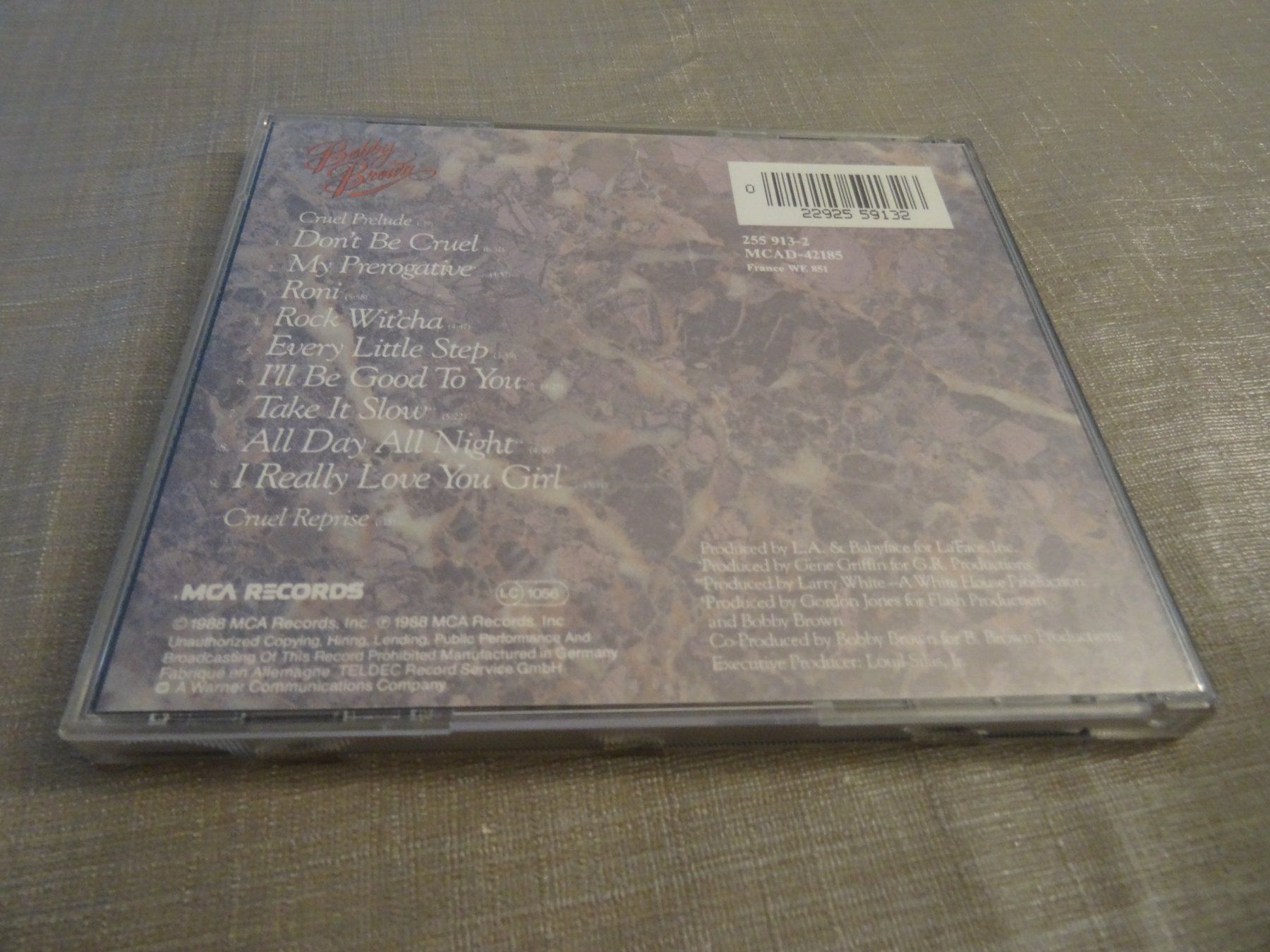 CD: Bobby Brown - Don't Be Cruel CD - – Usato da Olten venduto da Disc-Ausverkauf 1