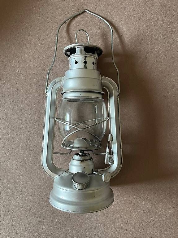 Lampade: Stall Laterne mit Petroleum – Usato da Chur venduto da fitundheil 1