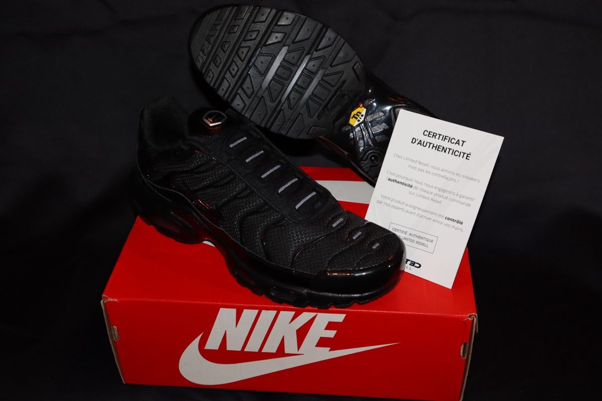 Nike Scarpe da uomo: Nike Air Max Plus - taille EU 45.5 – Nuovo e nell'imballaggio originale da Delémont venduto da tynwa