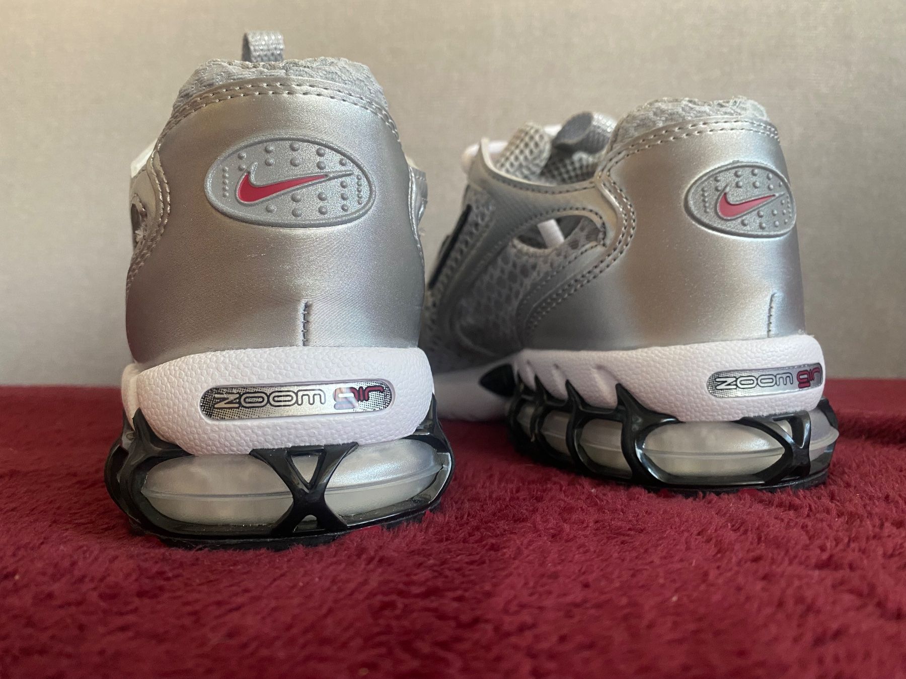 Nike Scarpe da uomo: Nike Schuhe 38,5 – Nuovo (secondo la descrizione) da Bern venduto da nat_vvz9 2