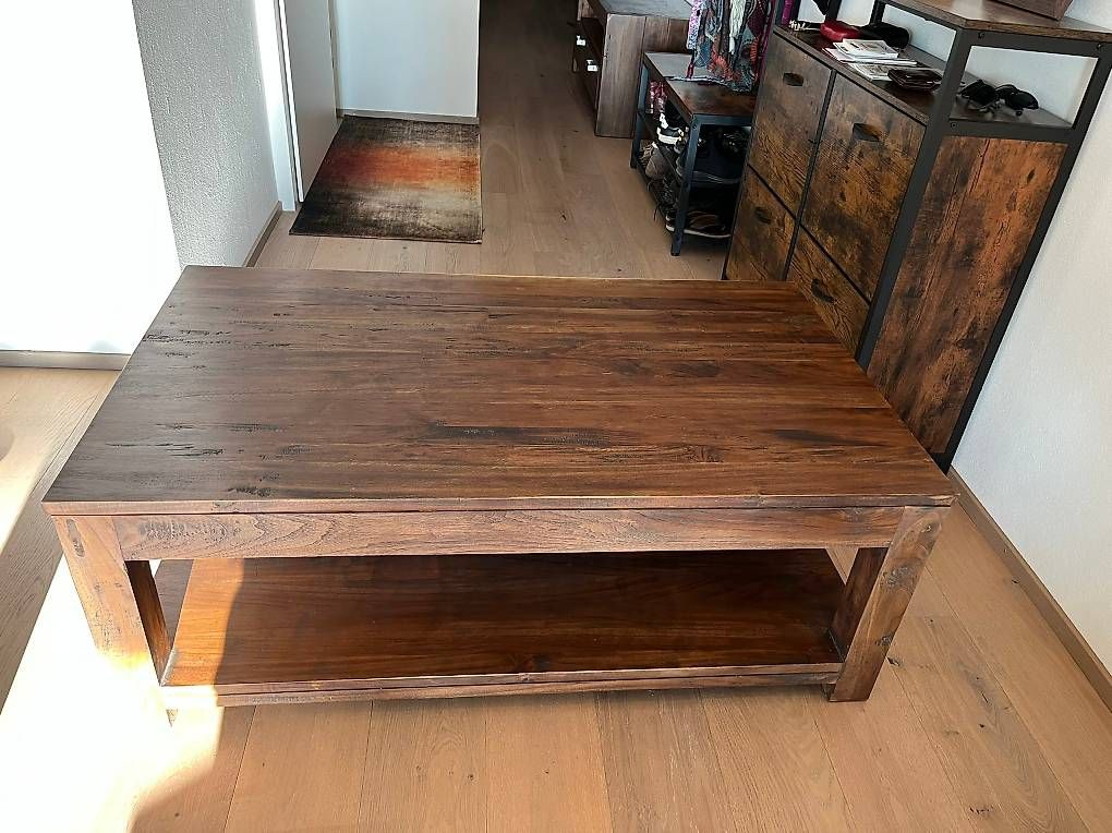 Tavoli: Table basse en teck massif – Usato da La Tour-de-Peilz venduto da aurore712 2