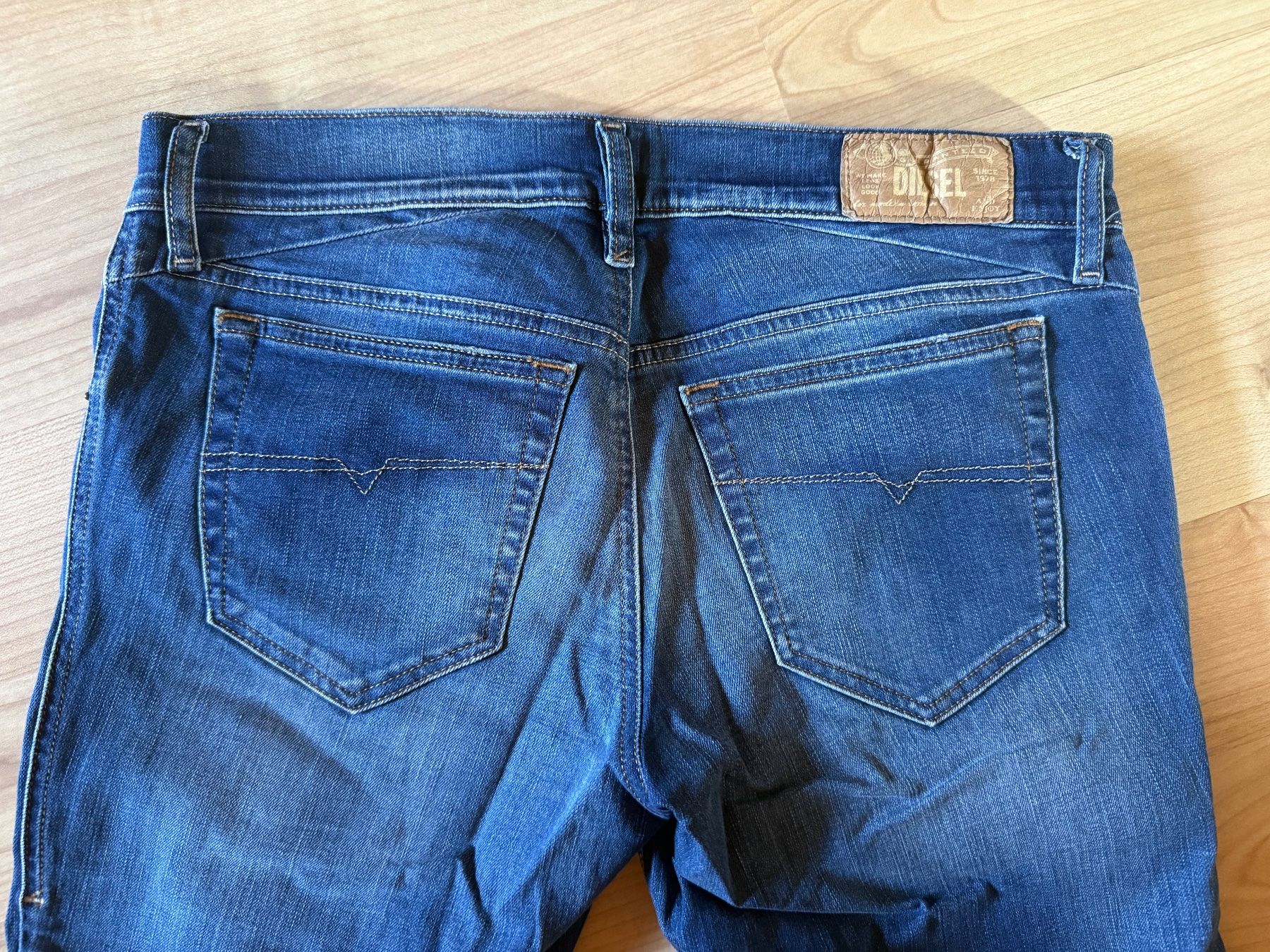 Diesel Jeans: Diesel Jeans – Nuovo (secondo la descrizione) da Berneck venduto da moonrise01 3