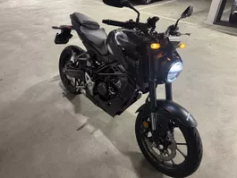 Motorrad Honda CBF125NA schwarz gebraucht
