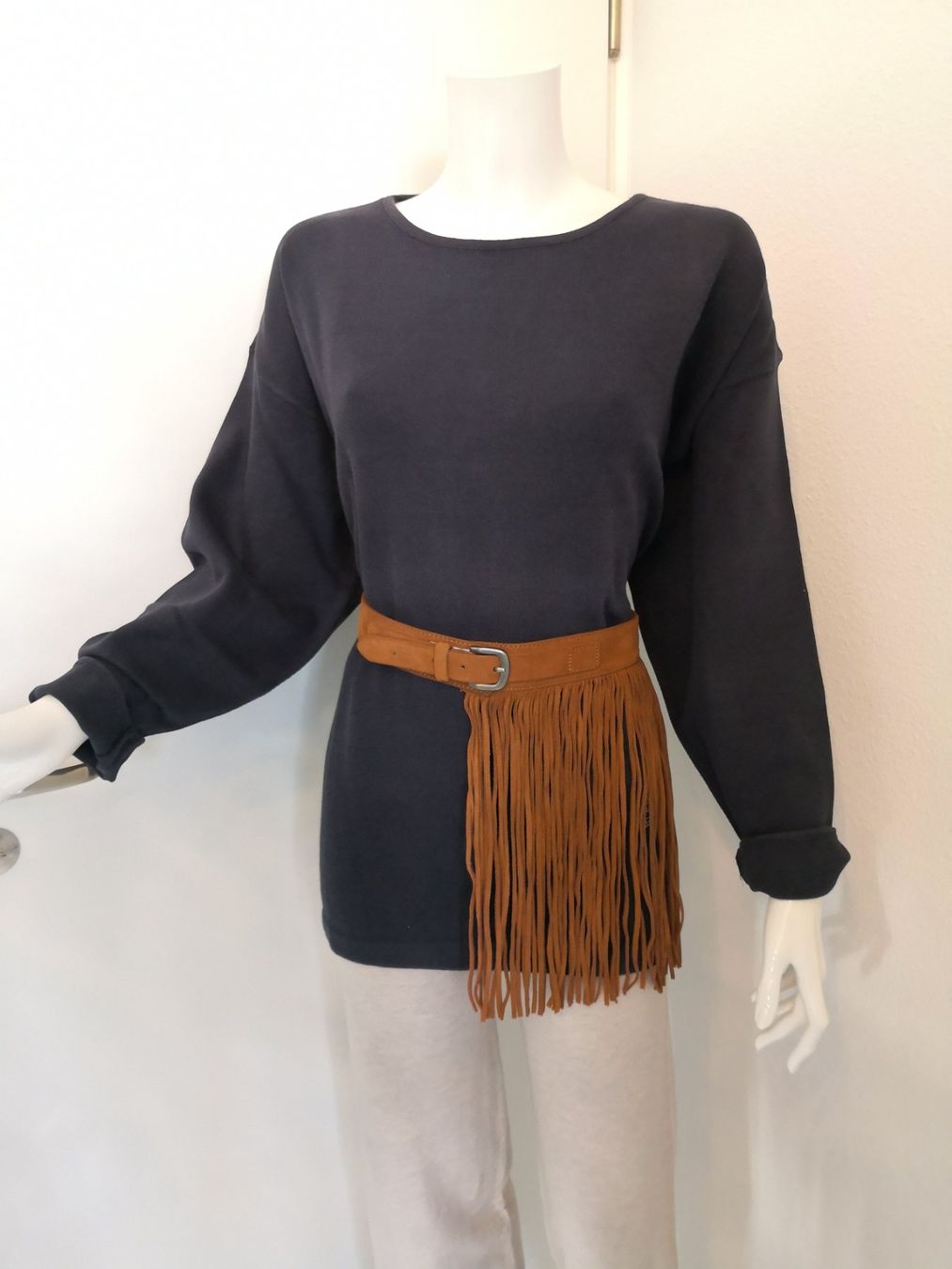 Mango Maglioni & Felpe: 🤩MANGO PULLOVER DUNKELBLAU & D&G P. – Usato da Olten venduto da Naja-Twins-Twins