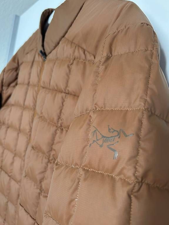 Arcteryx Giacche: Daunenjacke Arcteryx, Grösse M – Nuovo (secondo la descrizione) da Niederglatt ZH venduto da Julia_4 3