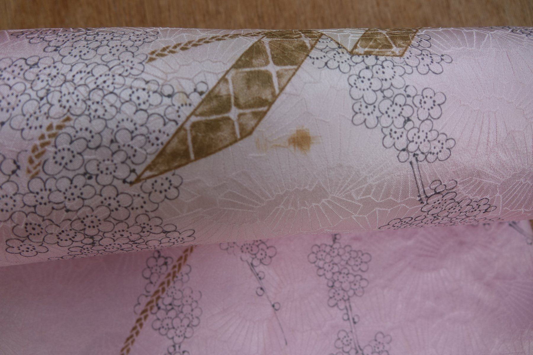 Stoffe: Japan Kimono Stoff Seide 12 Meter – Defekt aus Winterthur von Hiruko 8