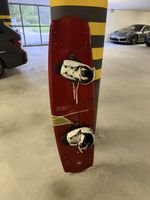 Wakeboard Hyperlite135cm mit Bindung gebrauchter Zustand