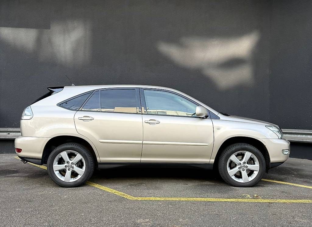 Automobili: Lexus RX 300 – Usato da Reinach BL venduto da pan_pjc6 1