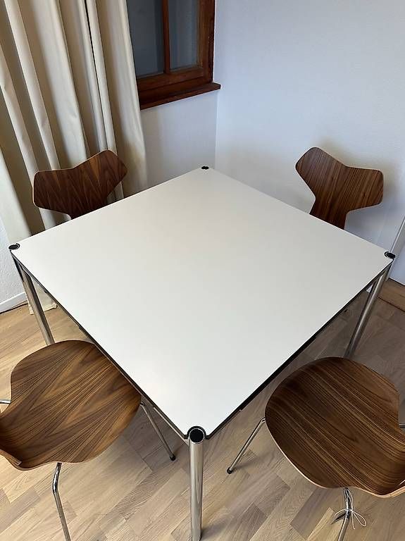 USM Tavoli: Table USM Haller en stratifié gris perle // Ref. AY0354 – Usato da Ravoire venduto da ARKY_s 1