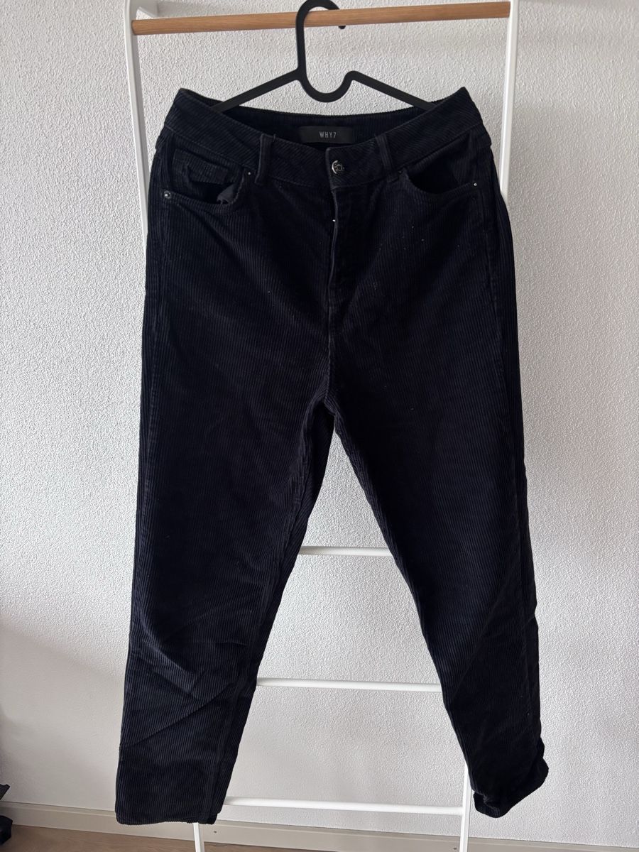 Pantaloni: Schwarze cordhose Hose – Usato da Zürich venduto da CaKoch17 1