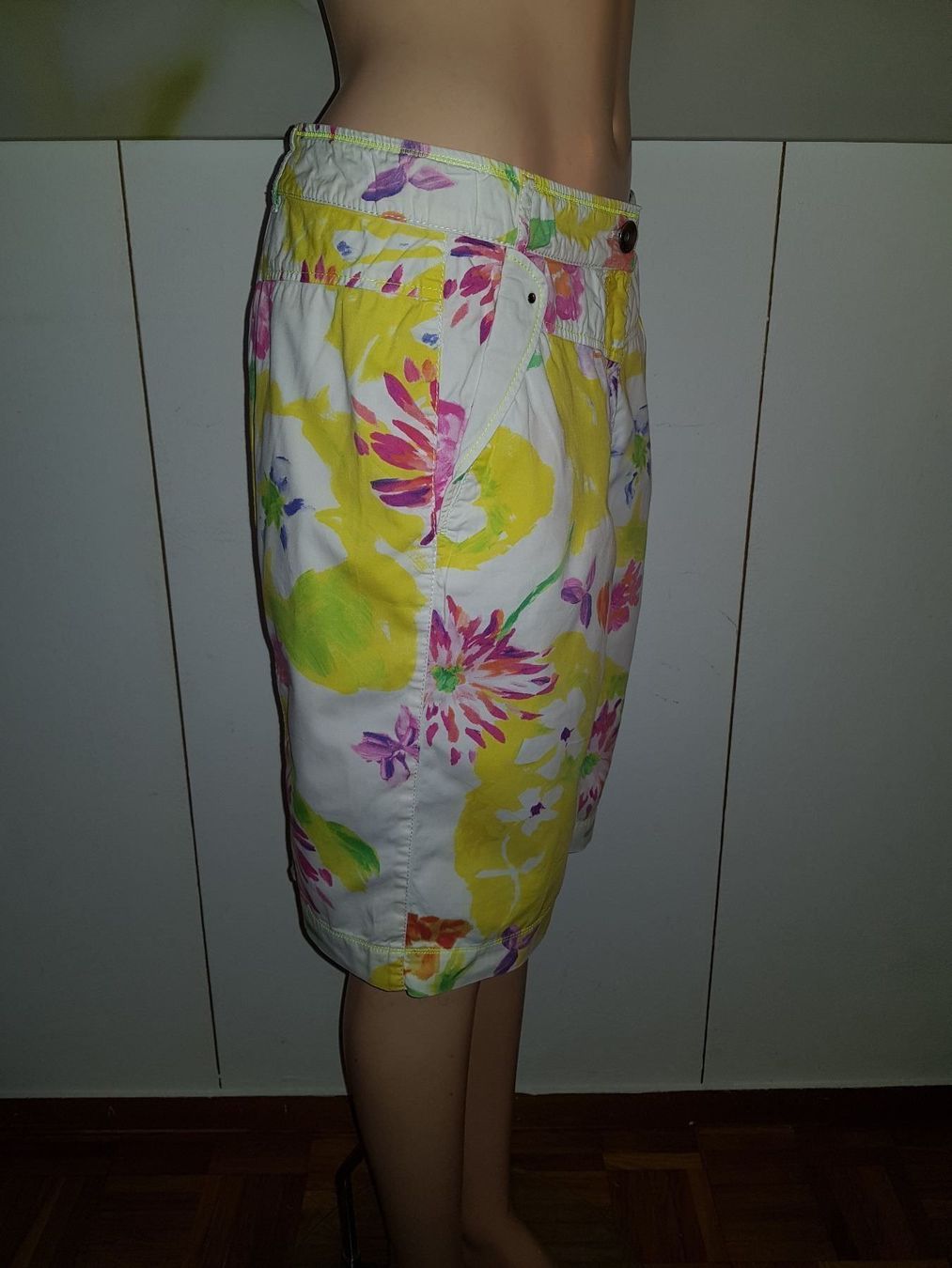 Marc Cain Gonne: MARC CAIN Jupe / Rock taille / Grosse M (2) – Usato da Cossonay-ville venduto da Super-Price-Quality 2