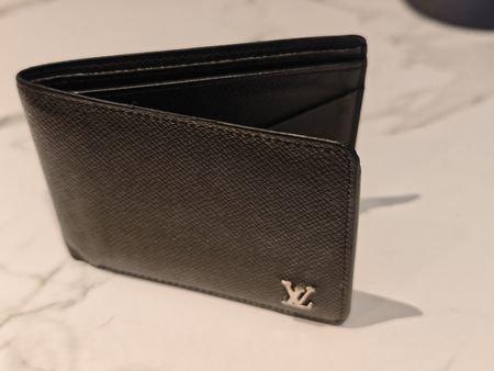 Louis Vuitton Portemonnaie, Schwarz, Leder!