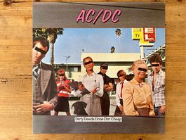 LP AC/DC "DIRTY DEEDS" TOP ZUST. GERMAN 1. PRESSUNG VON 1976
