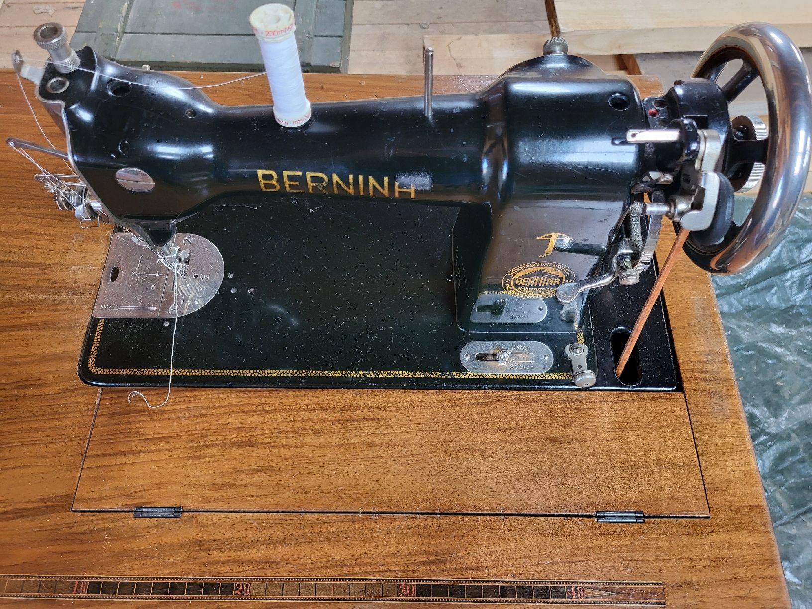 Bernina Machines à coudre: Antike eingebaute Nähmaschine Bernina – D'occasion à Oberwangen b. Bern par trodan 3