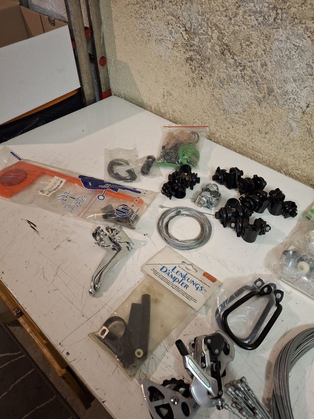 Pezzi di ricambio: Velo teile alles neu – Nuovo (secondo la descrizione) da Homberg b. Thun venduto da ittunk 2