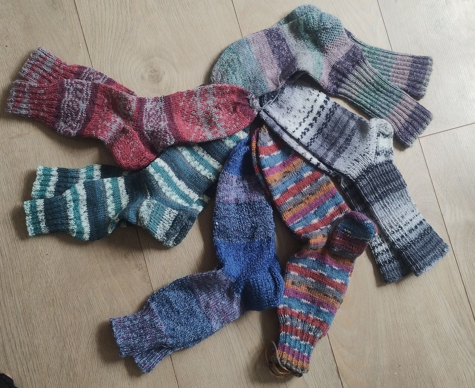 Calze: Handgestrickte Wollsocken Grösse 35- 43 neu – Nuovo e nell'imballaggio originale da Schiers venduto da bak007