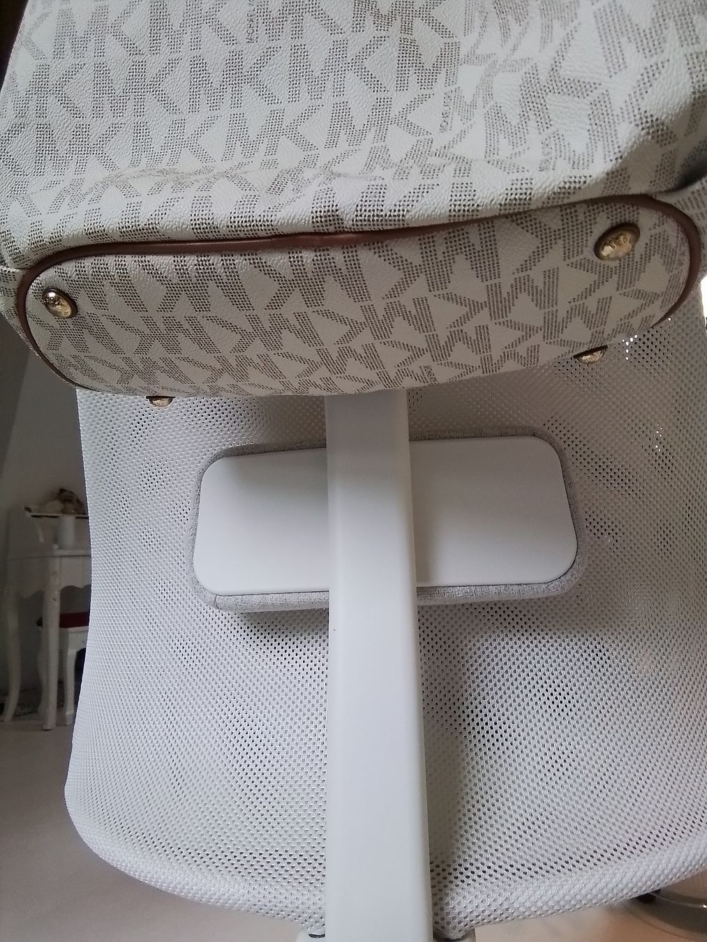 Michael Kors Borse da donna: Michael Kors Beuteltasche – Usato da Bülach venduto da inced 2