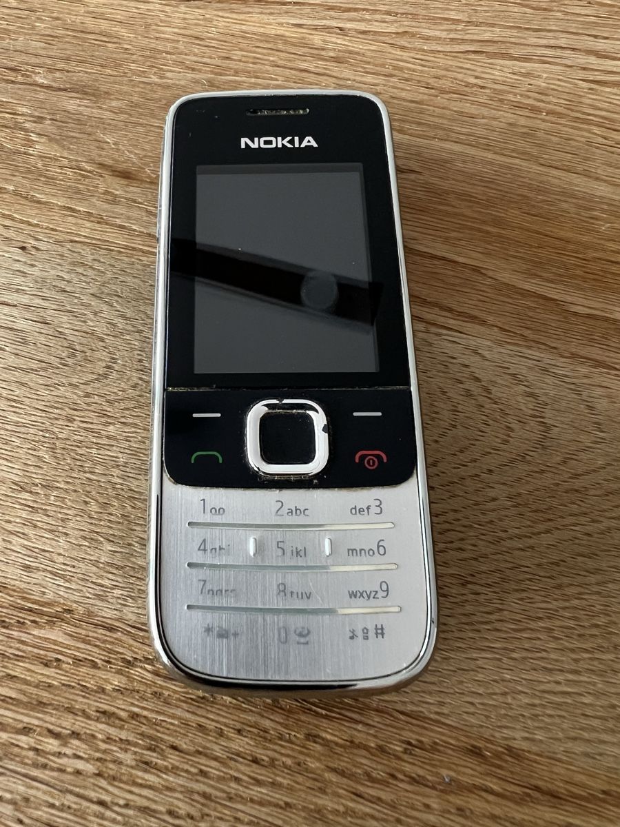 Nokia Handys / Smartphones: Nokia 2730 Classic Mobiltelefon – Gebraucht aus Wolfwil von Poulet60