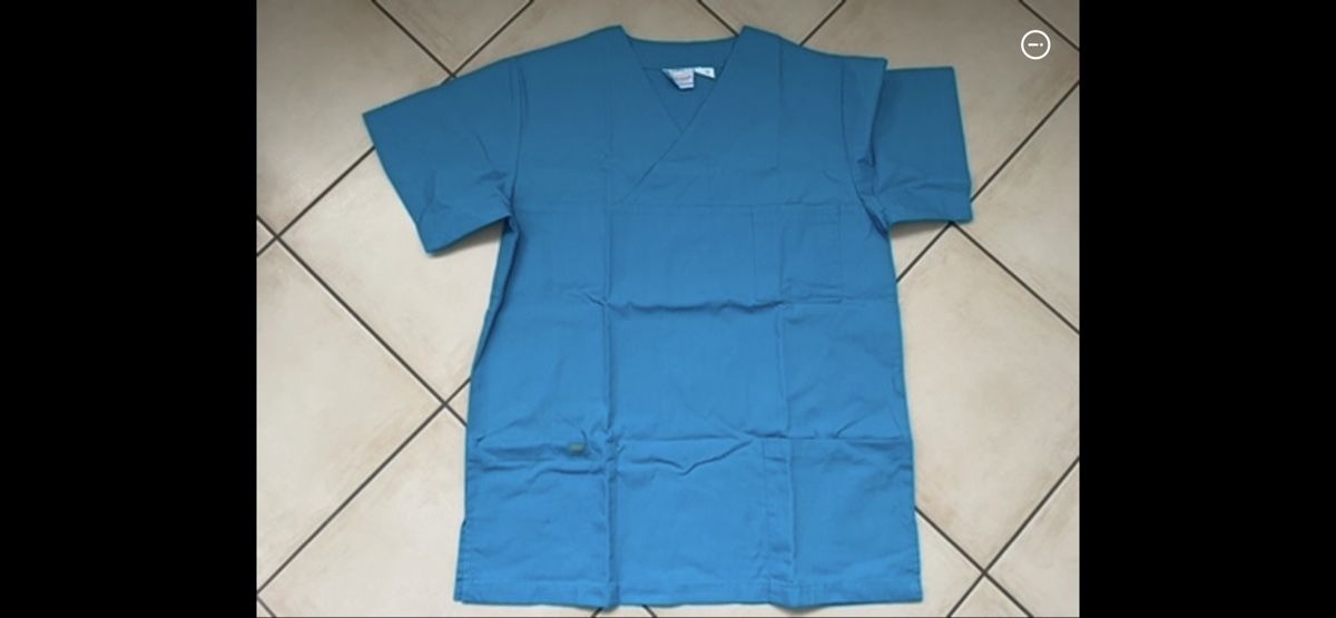 Altro per Abbigliamento & Protezione sul lavoro: Grembiule per studio medico. Taglia 36. – Usato da Gorduno venduto da cha_9lgw 1