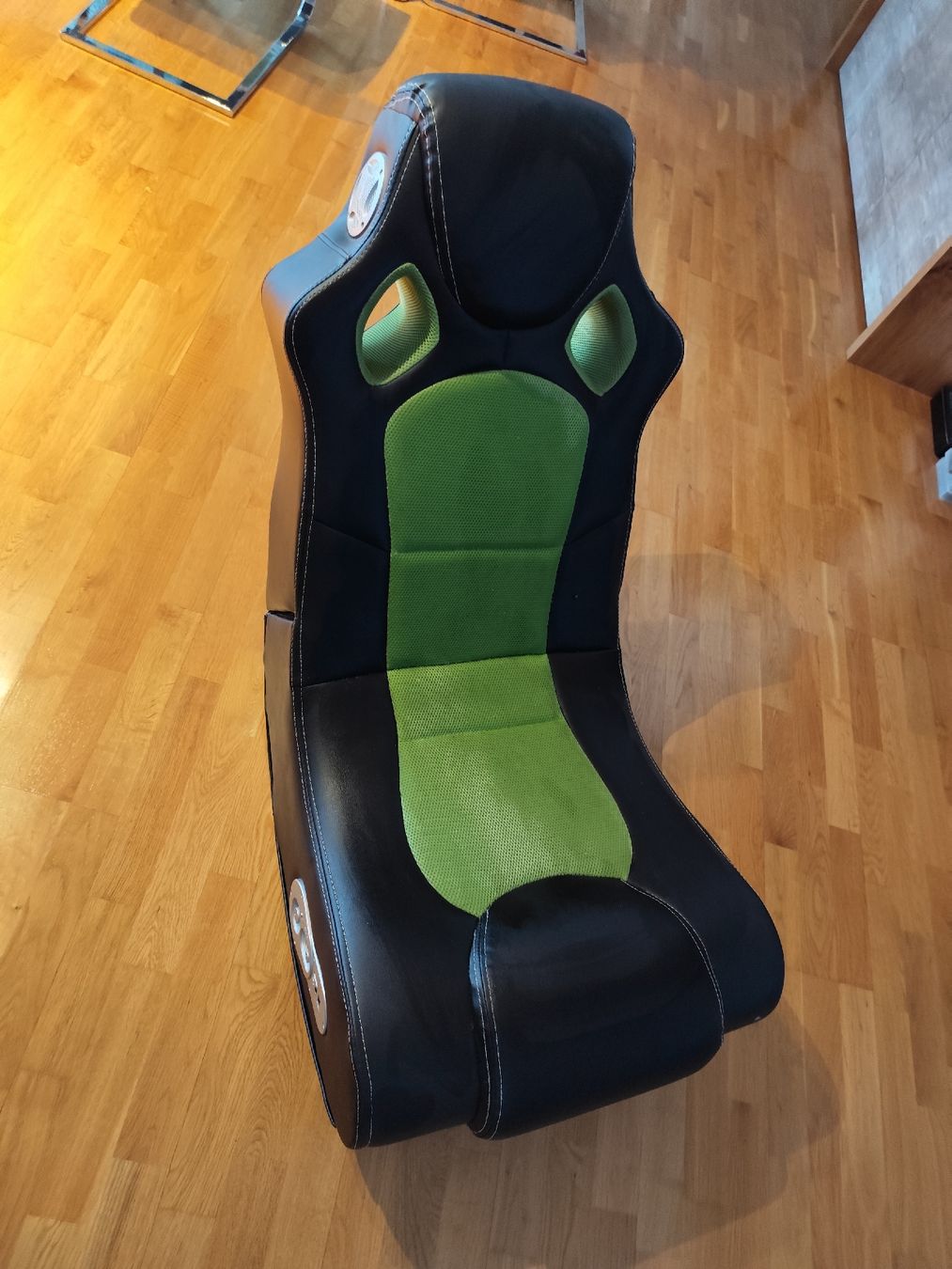 Poltrone: Audio Sessel – Usato da Einsiedeln venduto da lan_2vrp