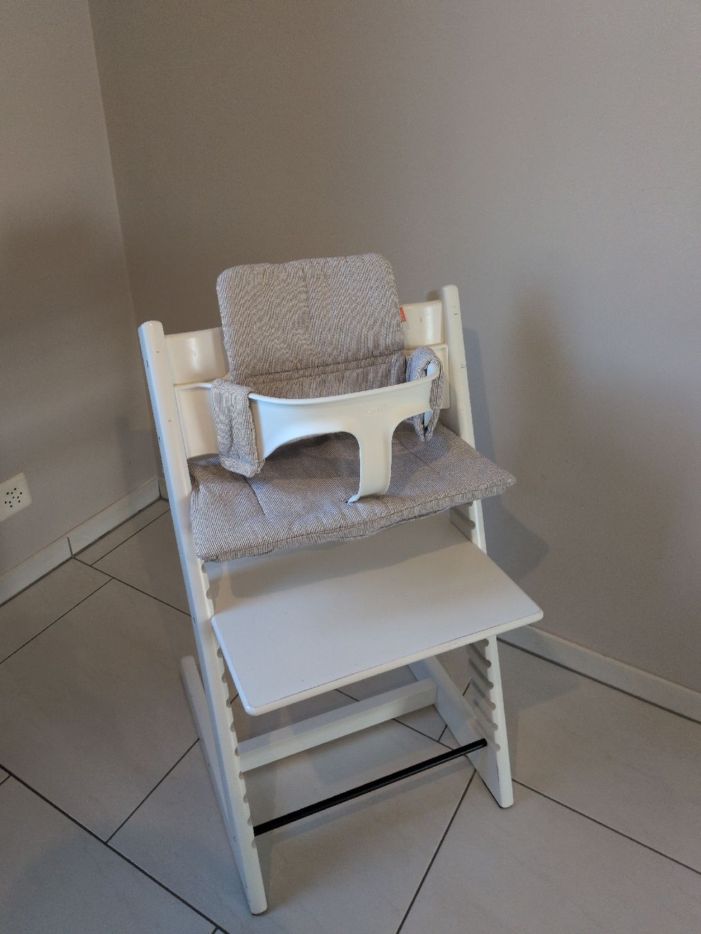 Stokke Seggioloni: Tripp Trapp mit Zusätzen – Usato da Tagelswangen venduto da Rex600