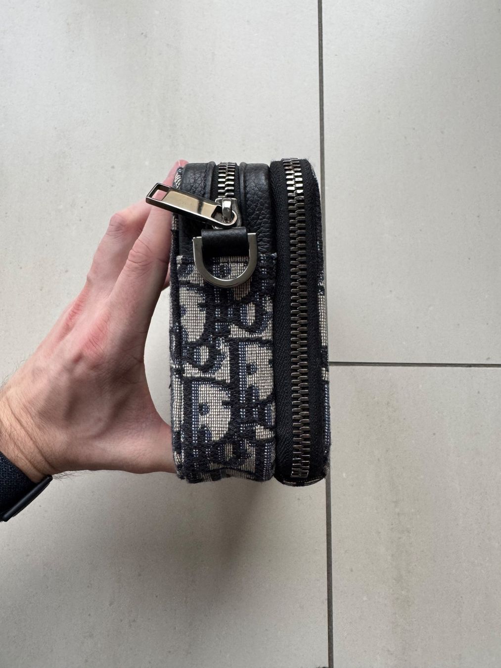Dior Borse: Dior Pouch with Strap in Dior Oblique Jacquard – Usato da Dübendorf venduto da cendre 4