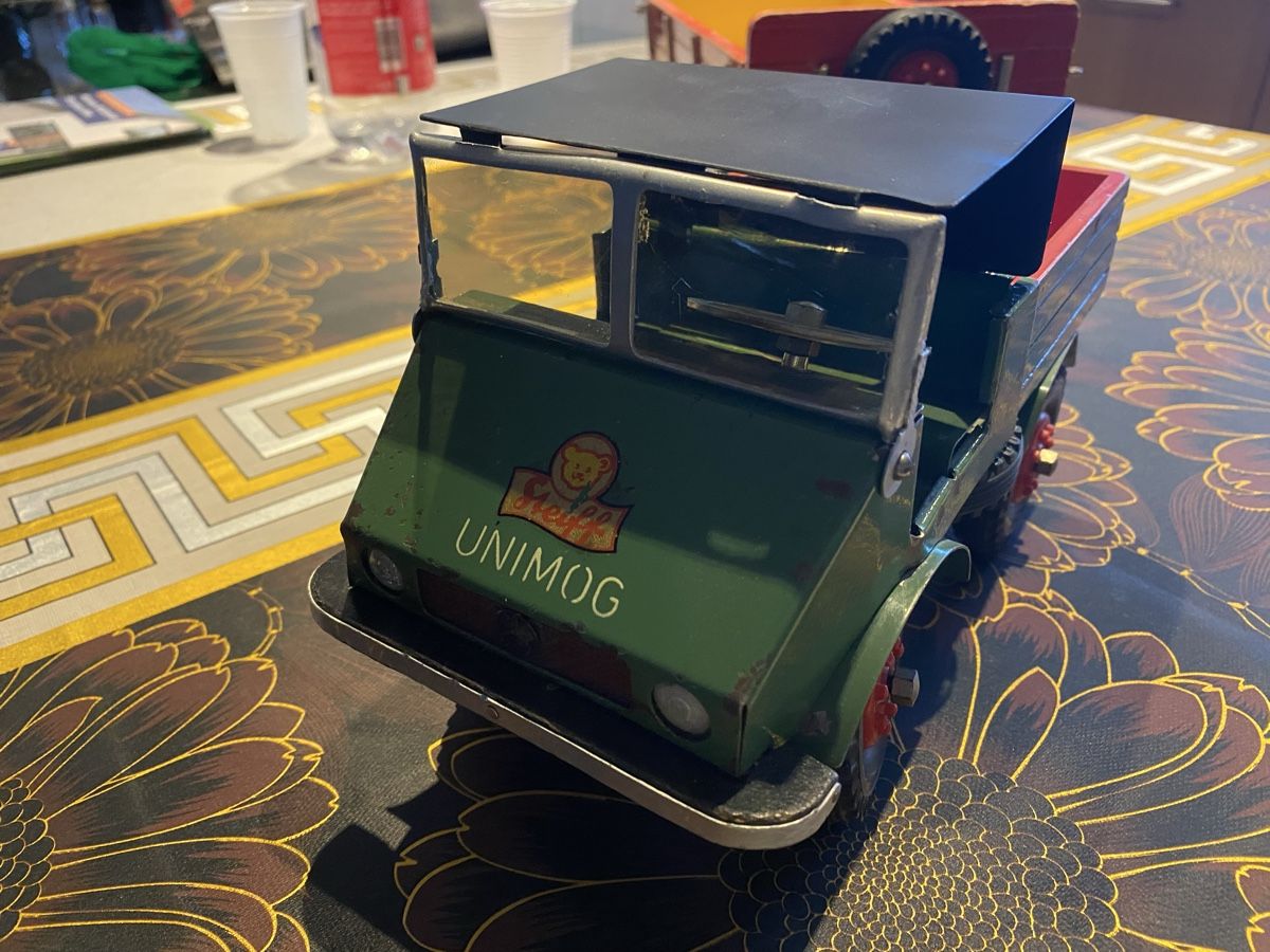 Steiff Giocattoli: Steiff Unimog mit Anhänger – Usato da St. Margrethen SG venduto da Alfista_159 2