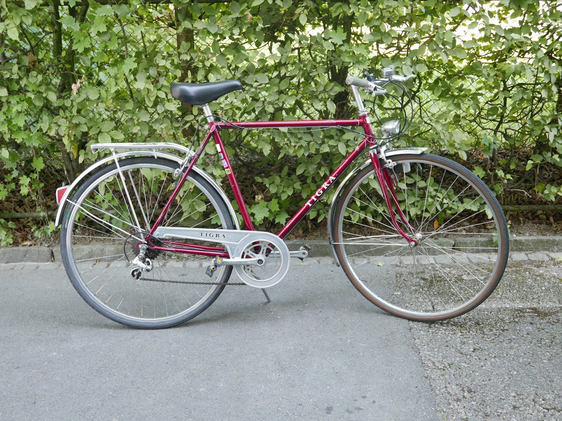 Velos: ALTES HERRENVELO TIGRA – Gebraucht aus Balgach von Zwischenraum