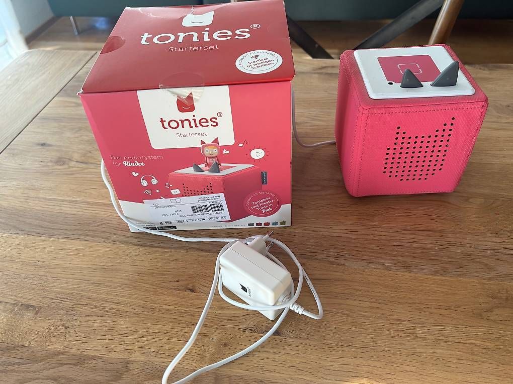 Spielzeuge: Tonie Box pink – Gebraucht aus Rapperswil BE von aro_66tx 1