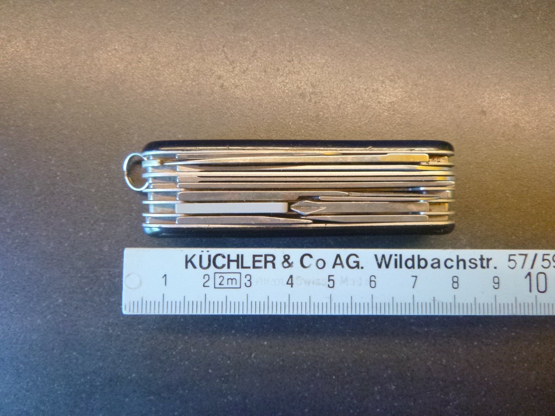 Victorinox Coltelli tascabile: Grosses Victorinox-Taschenmesser – Usato da Freudwil venduto da Traktor57 9