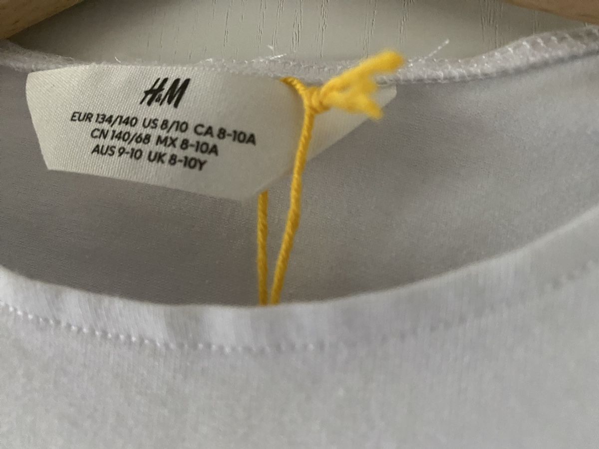 H&M Camicette, T-shirt & Top: T-shirt, H&M, Gr. 134 – Usato da Schöfflisdorf venduto da ast_jfj7 1