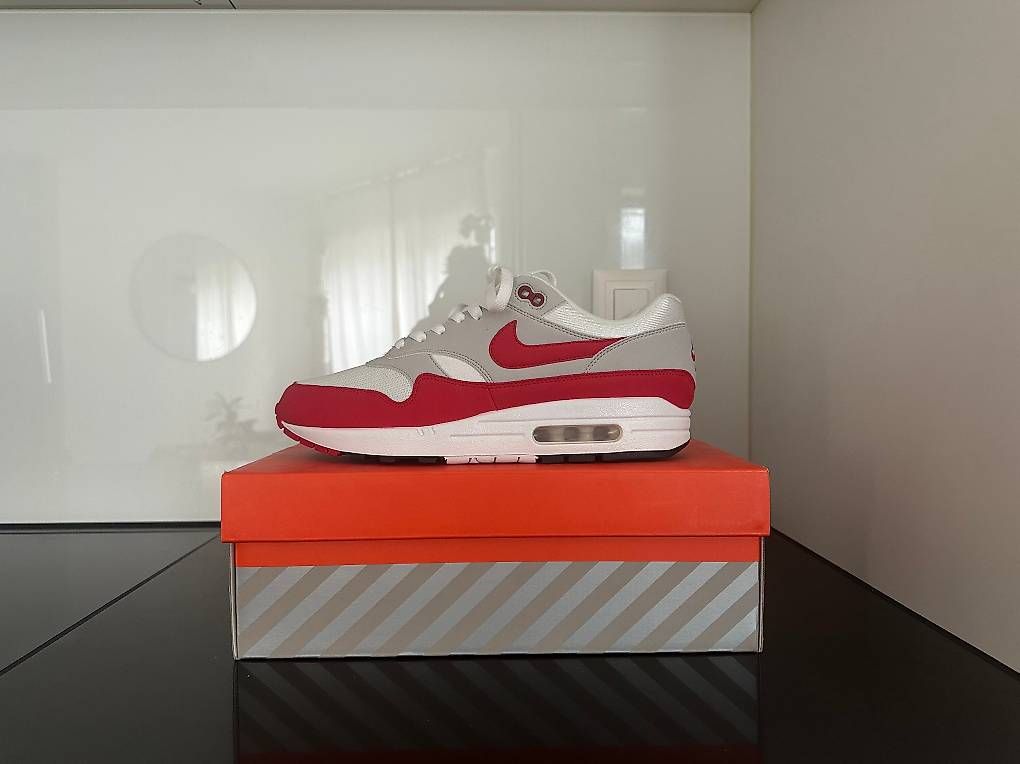 Nike Herrenschuhe: Nike Air Max 1 Anniversary Red ? Deadstock – Neu und originalverpackt aus Luzern von NunoFernandes