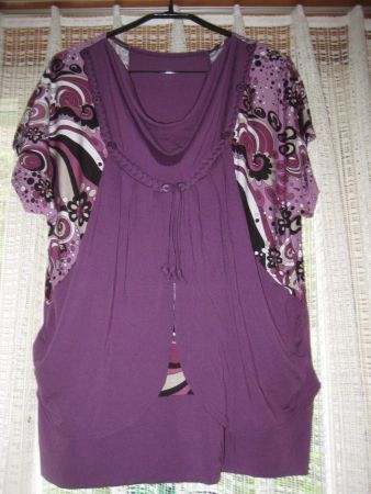 T-Shirt lila/gemustert Grösse L NEU!